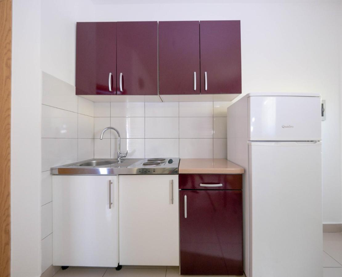 Cozy Apartment With Breakfast On Request 1 Pula Exterior photo